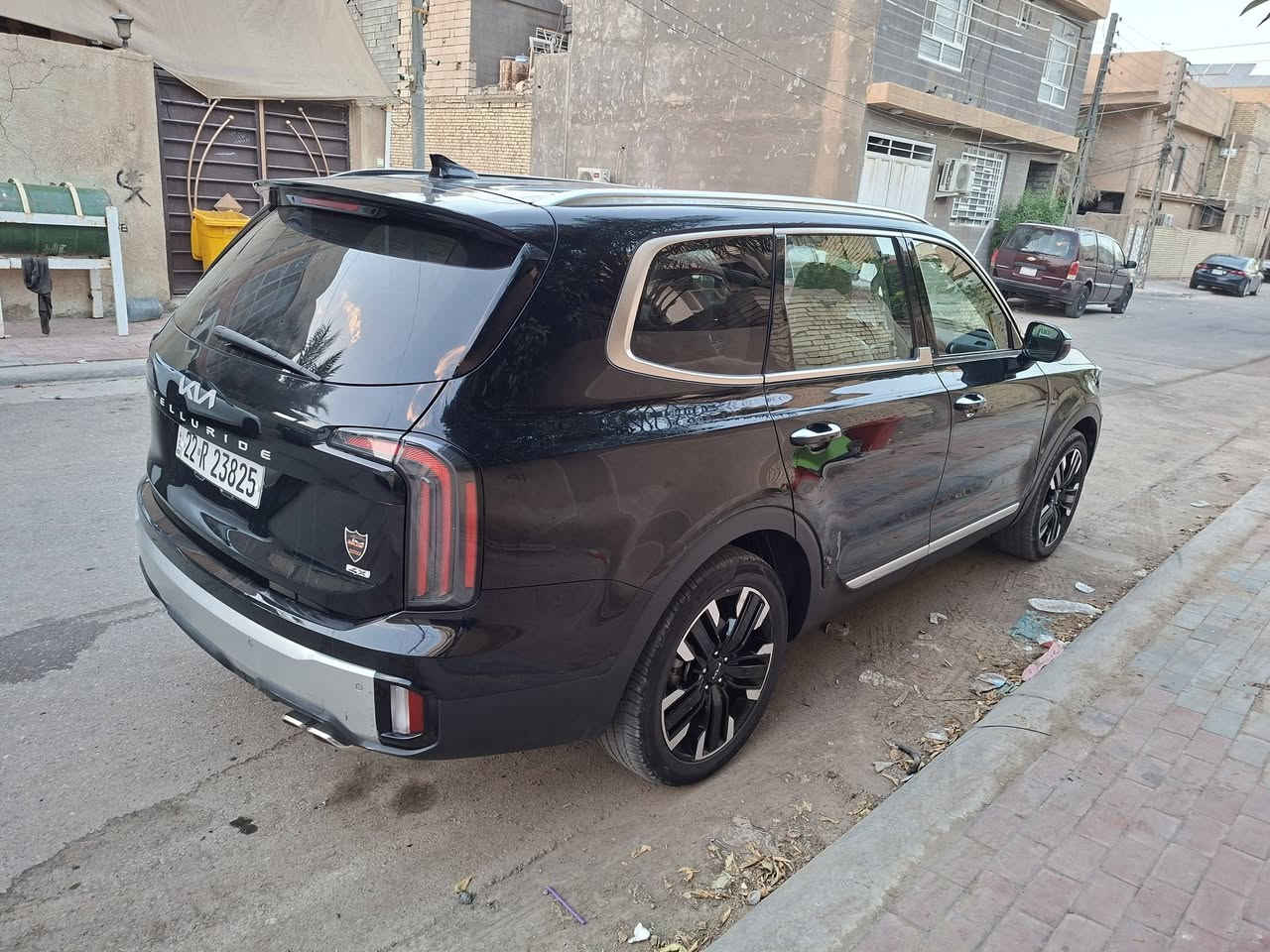 كيا تيلورايد فئه ابرستيج أعلى مواصفات  بانوراما كراسي كهرباءجلد  تبريد تدفئه كراسي مساج شاشه حجم كيبر  بصمه  كامرات   حساسات امامي خلفي رادارات   سعره 275 وبيها مجال  حادث بنيد فقط بدوان دواخل   مكانها كربلاء  ***********
