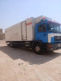 مان براد موديل 2001 رقم بغداد الطول 8 للبيع رقم الهاتف 07724449609