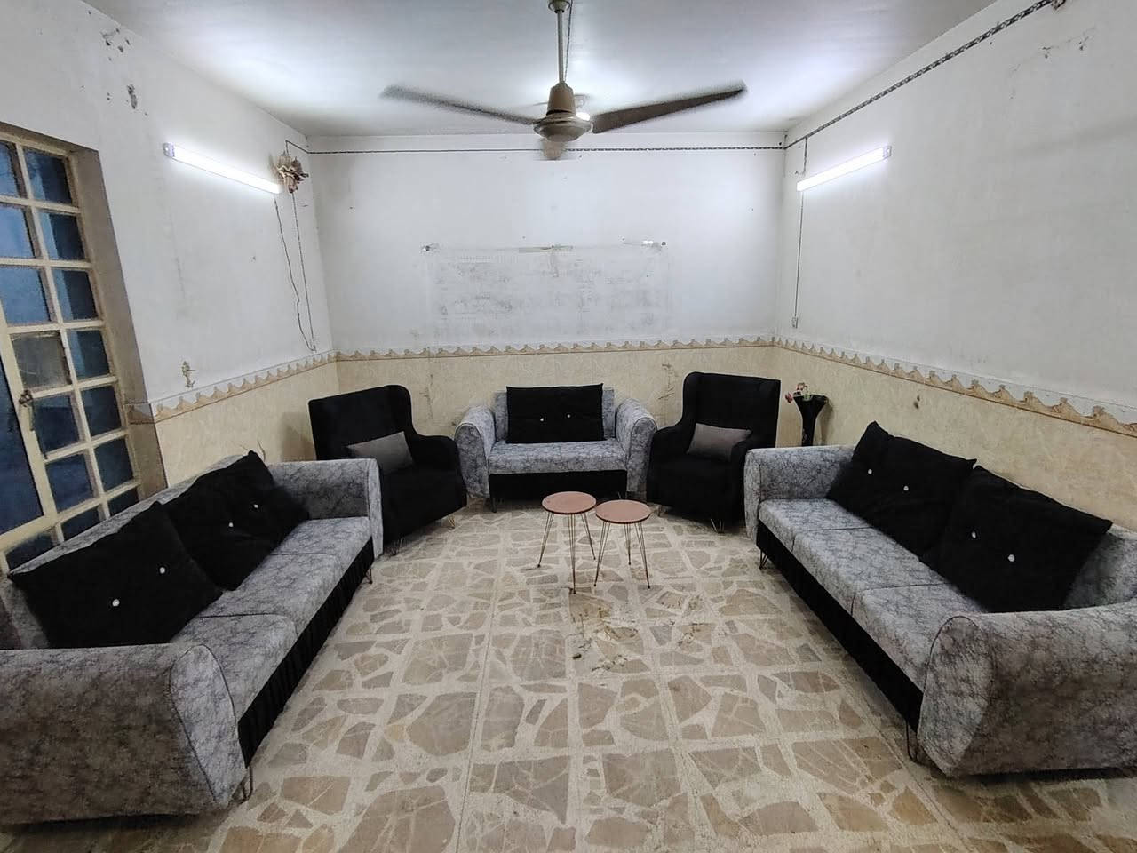 تخم • ١٠ نفرات • بلنجف
