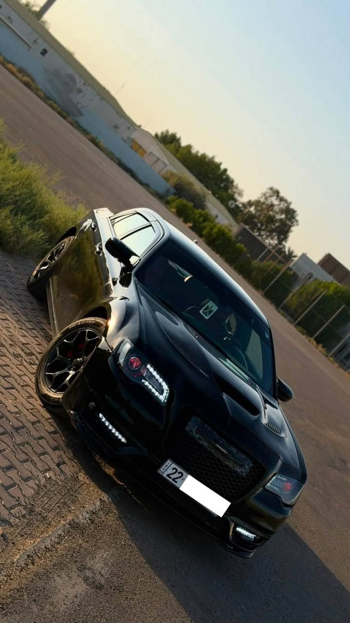 للبيع كرايسلر اوباما
موديل 2012  S محدث 23 
تحديث يخبل 
بنيد srt
ماشية 125 الف فقط فقط 
السيارة رقم اربيل الجديد وهزه وبراد كلها جدد فقط تحول تريد وكالة تريد تحويل 
مكينة 3600 بانزين عادي 
كير طيارة 
السيارة S بدون بنوراما 
فول مواصفات ماعدى البنوراما 
السياره حتى تبريد وتدفئه بالقاعدة الاكواب 

السياره عليها اضافات هواي 
1- سقف روز رايز
2- اناير محيطية 
3- جميع القطع الداخلية كاربون فايبر 
4- السيارة داخل احمر S
5 منضومة زنون وعدسات متغيرة الوان 

السيارة شرط اي كلوب بالدشبول مامشتغل وعليها ادامة كاملة ترايك وين ماتريد 
شرط كير مكينه تبريد صدر بالجيس 
تخم تاير جديد 
مصروف عليها هواي السيارة 
.......................
السيارك حادثها فقط دعامية امامية وجاملغ الحافة  
هنا بالعراق بسبب الجراد ! نصبغت بيها قطع ابيع حزام علمود ماتعب احد حزام اكسر بسيارتي 
صور الحادث بالمنشور 
تبريد ثلج 
والسيارة مصروف عليها وبالخير علياخذها والي يشوفها متناسبة ربي يرزقك بالاحسن من عدها 

السعرر. 147 
المكان بغداد الاعضمية او الكريعات 
***********
