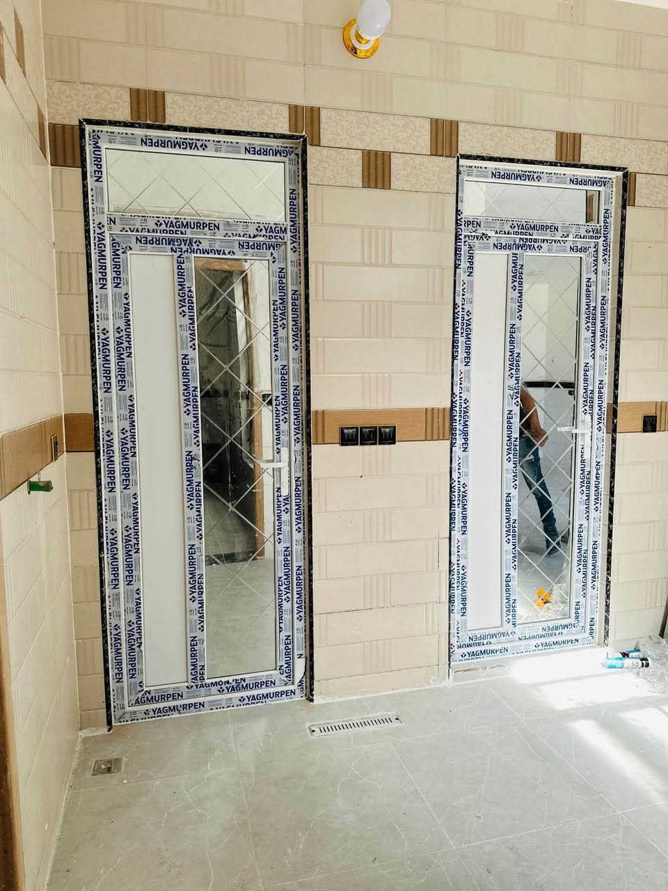 سلام عليكم متفرق خلفه المنيوم محجرات ومفصلي وبي بي سي بغداد ***********
