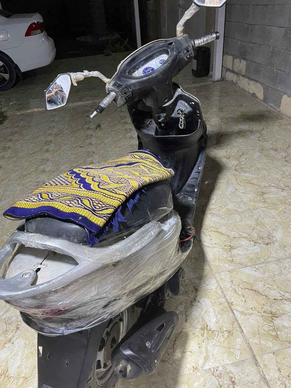 🛵🔥 للبيع سكوتر أوتوماتيك – فرصة لأهل المشاوير
دراجة سكوتر أوتوماتيك عملية ومناسبة للدوام والمشاوير اليومية، وسهلة بالسياقة والاستخدام.

💰 السعر: 250 ألف دينار فقط
 قابل للتفاوض 
📍 الموقع: [الرمادي جويبه]
📞 للتواصل: [***********]
