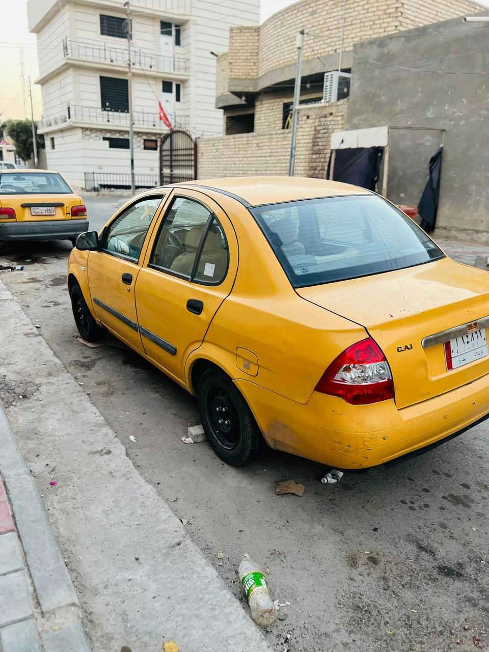 سياره طيبه موديل ١٦ سنويه صاقطه صله ٥سنوات 

عليه هيئه ٤٥ يخذه هوه يدفعهن (الكير يضرب هاف ابيعك كير كيم ) 
 مكان سياره كربلاء وراعيه جورينه مكينته سياره خرسه تبريد ثلج

    سياره كمله مكمله ما عده الكير لا تنقيص ولا تبخير تعال 

وفحص رقم ***********

السعر ٢٧ورقه قفلللل🔒🔒🔒
