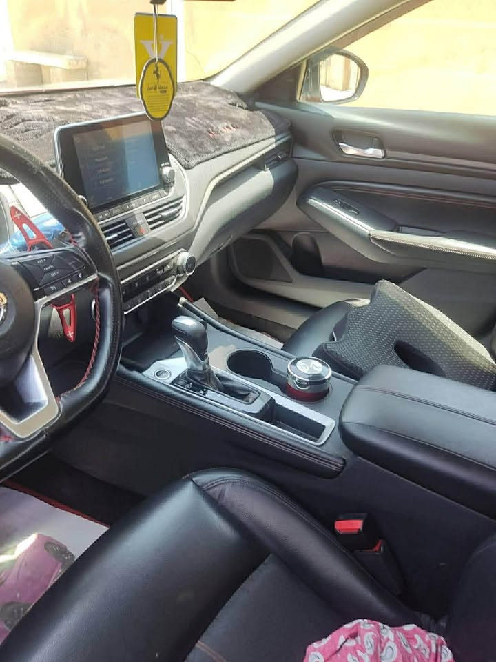 🔥 ألتيما 2020 SR فوووول للبيع 🔥
🚘 ماشية 100 ألف كم فقط

✅ فتحة سقف
✅ كشنات جلد + تدفئة
✅ إشارات بالمرايات
✅ حساسات خلفية
✅ ستيرن
✅ رادار أمامي وجانبي
✅ كاميرا خلفية متحركة
✅ تايرات جديدة
✅ باتري جديد
✅ صدر كامل
✅ شرط كير ومحرك

💯 ما ناقصها أي شي، جاهزة للاستخدام

⚠️ بيها ضرر خلفي سابق، البجم كبس.

📍 تكريت – مجمع بيتي

💰 السعر 132 ورقة، بيها مجال

📞 ***********
