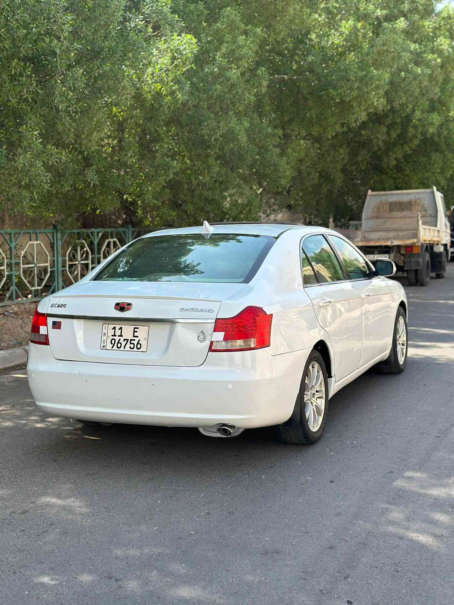 سلام عليكم 🤍
امكراند c8 حجم كبير 
مديل 2012 محرك ميسيبوشي 2400
مكينه كير صدر تبريد خير من الله كلهن ياباني ☑️
فتحه سقف 
شاشه كار بلي 
مريات كهربائي تحكم 
جنطه كهربائي لد امامي 
مدوشمه كاعيه وكشنات كامل 
دمام خلفي مابيه نقص 
السياره بدون ضربه ولا طخه فقط الصبخ اثر خياس موضح بل سونارر👇 مرفق ويه صور باقي جاهز رقم بغداد انكليزي هزه جديده بأسمي تحويل ثاني يوم سعرها(62)قفل اخوان مابيها مجال قفلللها مكاني بغداد الحريه رقم ***********وشكرا
