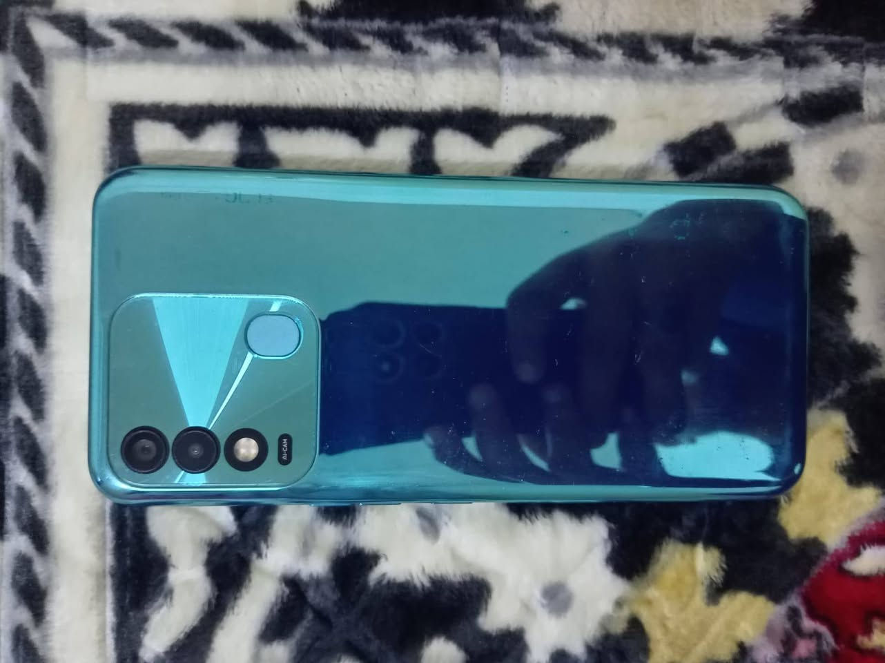 السلام عليكم تكنو سبورت 8 للبيع ذاكره 64 رام 4 بطاريه 5000 السعر 90 وبي مجال درهم مراوس

نص مكتوب في الصور:
- هاتفي HiOS Based on Android v7.6.0 Android 11 720X1612 5000mAh Helio G25 4.00 GB +1.00 GB 64.00 GB 8M 16M DUAL Camera إصدار HiOS 11 إصدار Android 11 الطراز TECNO KG6k اسم الجهاز TECNO SPARK 8 بطاقة الضمان الإلكتروني