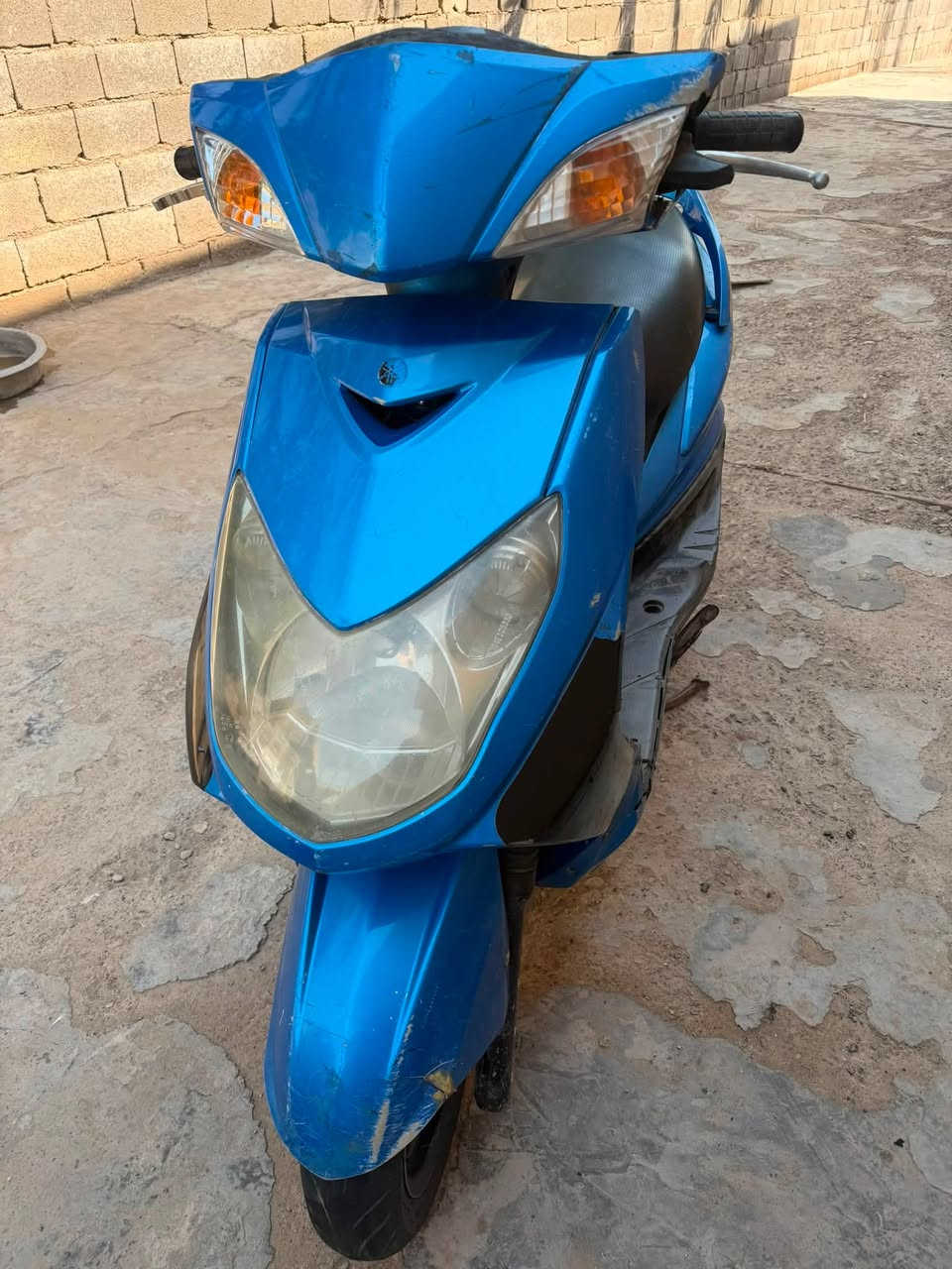 سلام عليكم دراجه سكنس جديده تجفيت جديد درجه أولى محرك ناعم كهربائيات كامله كله شغاله تجي تاخذه من لبيت مكفوله والسعر قيم بليرضه بي الله ***********دراجه كله عل البلاد كفرات كله بلاديه
