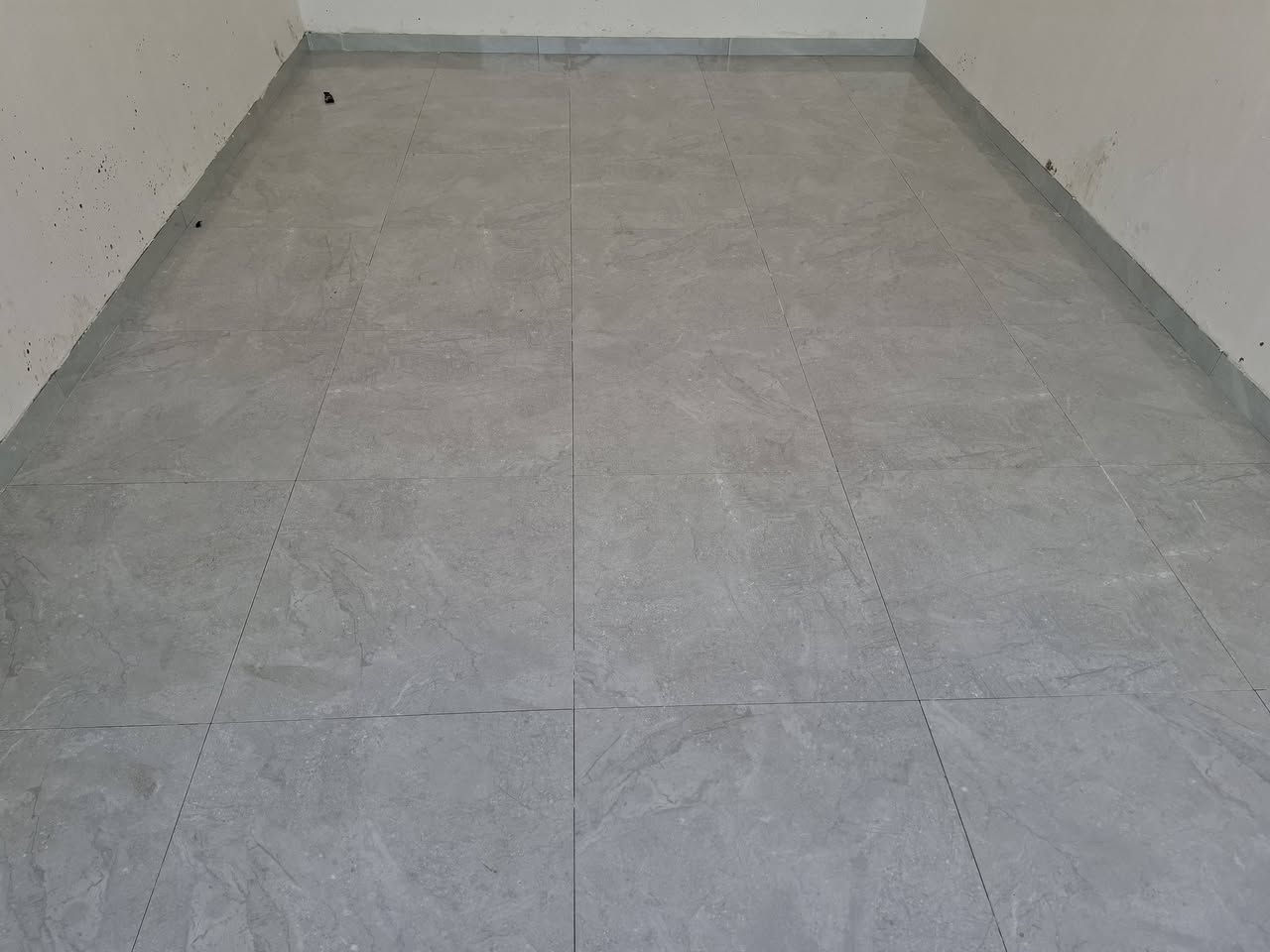 خلفة سيراميك جدران وارضيات
عمل #درجة_اولى
#بغداد
***********
