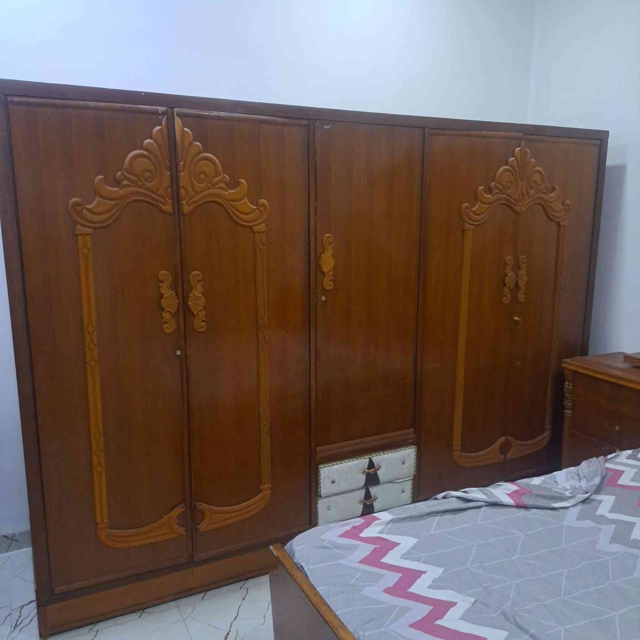 غرفة نوم نفرين خشب عراقي ثقيل وصبغ جديد وبحالة جيدة نظيفة  كدام العين
الموقع الموصل 

الشراي يعلق تم يصلو السعر  او يتصل عالرقم  ويتدلل ***********
