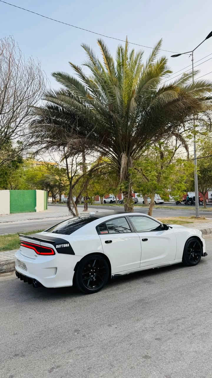 جارجر 2016   5700RT
سعر ب154

بيه قطعتين صبغ فقط
عدي سونارات ثنين بيه

موصفات 
1_شاشه 
2- كامره
3-لايت زنون
4- تحكمات ستيرن
5-شفتات ستيرن
6- داخل احمر 
7-تخم تاير 
8-تبريد ثلج
9- كير مكينه كفاله
10-رقم اربيل نكليزي 
هزه وسنويه وراقام جدد
بسم كردي تحويل وكاله حاضر

مكاني كربلاء 
رقم ***********

((( فقط بيع بدون مراوس )))
