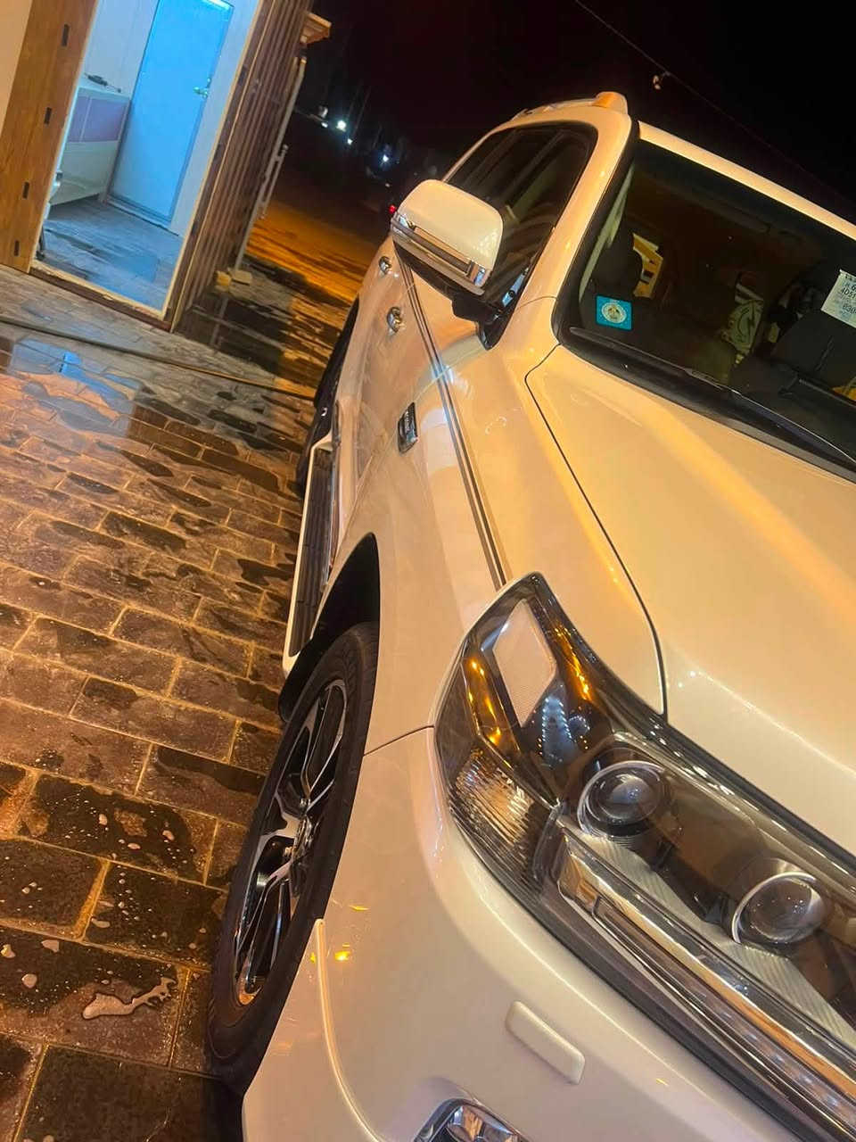‎
🚘 تويوتا لاند كروزر GXR | موديل 2021 | سازز باب اول. 
الموديل 2021 
المحرک 8V سلندر 4600
العداد : 140 الف كيلو 
الحاله : مكفوله رصعه ب الصندوك Pdr 
السونار : مرفوق مع الصور 

فول الفول مواصفات 1/1 SaS
1- فتحة 
2- بصمة 
3- شاشه كبيره
4- حساس خلفي وامامي 
5- ثلاجة 
6- 2 كراسي كهرباء
7- تشغيل عن بعد
8- شاشات عرض 
9-كامرات5 دوارة
10- 8  ايرباك
11-دفع رباعي
12- شاحن واير لس
13- خمس كاميرات
14- شاشات خلفيه 2
‎‏‎وبعد بيه هواي مواصفات معروفه الـ Sas 

‎‏‎سيـارة عل نظافتها
‎‏‎  محرك كير بشرط مامفتوح كهربائيات كفاله

‎‏‎باسمي السنوية بشرط تحويل و خرامة 
‎‏‎سيارة مابيـها دينار مصرف كامل من كل نواحي

‎‏مكان سياره بغداد الغزاليه 
السعر 50 الف دولار 500 ورقه 
☎️موبايل اتصال او واتساب / ***********

رابط الواتساب المباشر لمراسلة صاحب سياره👇🏻💯☑️
https://wa.me/9647805435549@@
