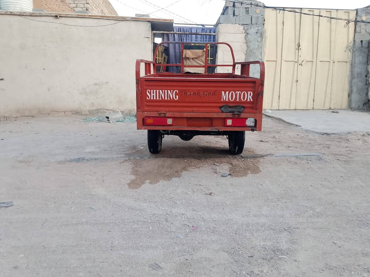 السلام عليكم ستوته موديل 20 محرك 20 اوراق طائرات جدد ستوته مقفوله خير من الله عنوان كربلاء حي الغدير ***********اصولي كهربائيات شغاله
