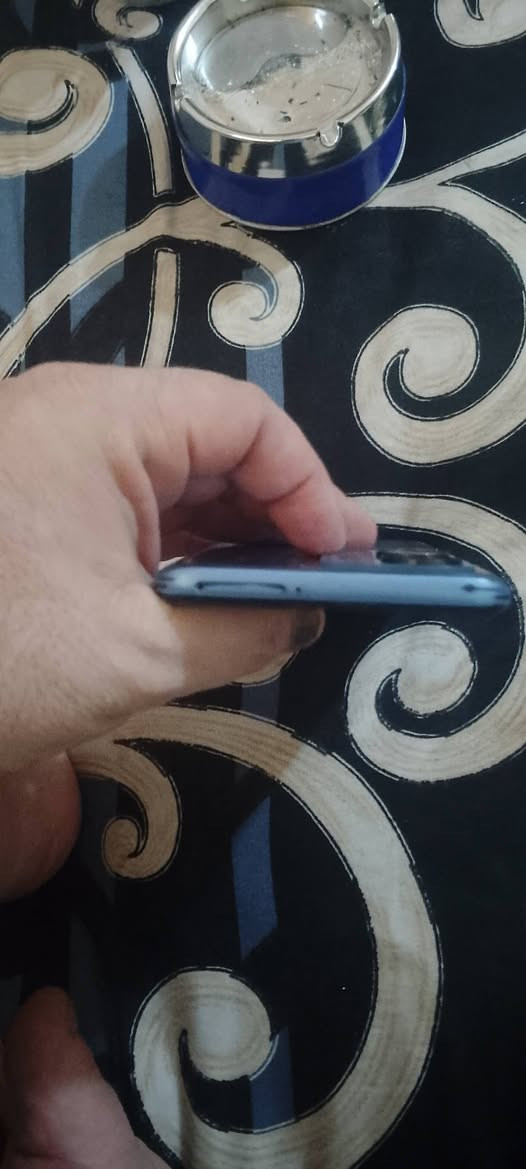 للبيع مامفتوح الجهاز كلشي شغال بيه سعره 90 وبيه مجال حك الجيه مكاني بابل مركز *********** بيه واتس
