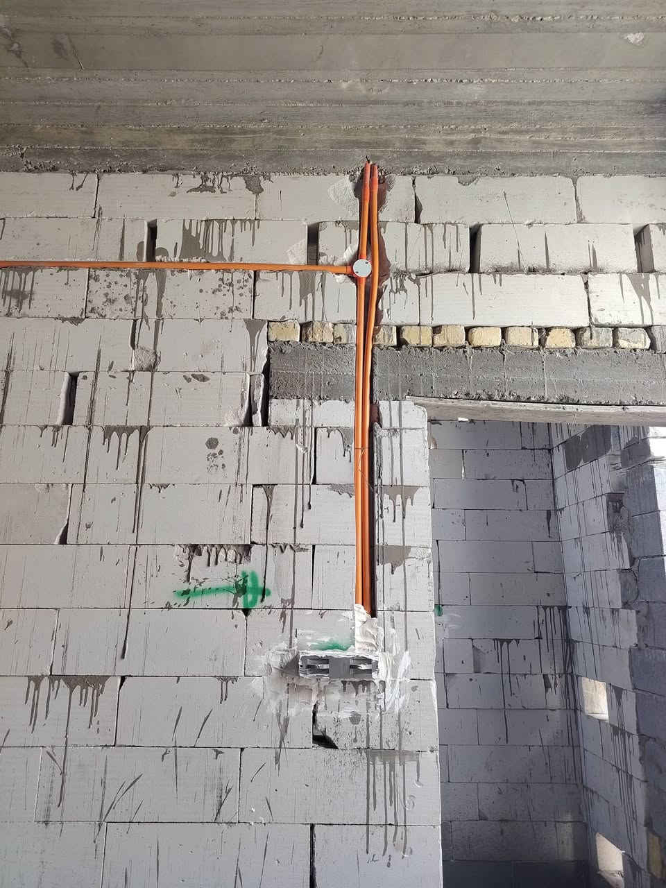 اكمال حفر وتثبيت نزالات الكهرباء  لمنزل متكون من شقتين 
 كادر حفر نزالات الكهرباء بأسعار مناسبة   ***********
متفرغ للعمل

