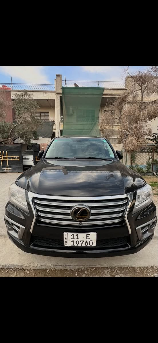 السلام عليكم 
للبيع  
لكزز 
2009 
سعرها 31000 و بيها مجال اعتذر عن المراوس 
معروف اللكزز فول مواصفات 
السيارة عليها ترفيع ٢ انش صدر كامل استرالي 
دبل و لوي IRONMAN 
طبلات PROFENDER 
شمعات ADJUSTABLE 
تخم تاير YOKOHAMA 
ويل METHOD 
بطارية جديدة نوع AMARON 
سدادات هايدروليك الاشيقر شغل الدوحة قطر 
بيها منظومة غاز ١٠٠ لتر 
جاملغ السايق صبغ و عكسه بارد بسيط 
السيارة جاهزة مسويلها ادامة كاملة من الالف للياء دهن و فلاتر و منظومة بانزين بكل تفاصيلها 
مكانها بغداد 
رقم بغداد دولي جديد تحويل ثاني يوم
للتواصل ***********

نص مكتوب في الصور:
- AL GHADEER
- Baghdad, Baghdad Province