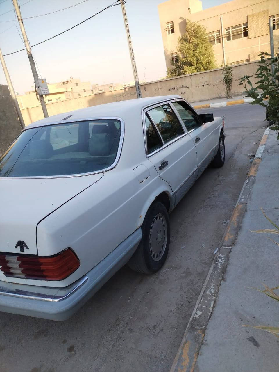 السلام عليكم 
سيتم تفصيخ سيارة مارسدي حجم 300
شمحتاج منها غراض اتصل وتدلل 
تحويرة كاملة كير ومكينة بطة 2 ونص تفحص وافتحها الك 
دعاميات شرط جام اربعه شغال 
صدر حدادية كلها جديد 
واسط النعمانية 
***********
