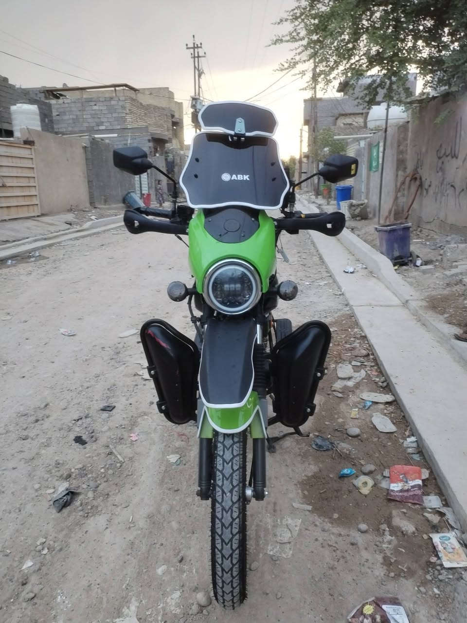 السلام عليكم دراجه للبيع موديل 25 نازلة بل 26 بشهر 4 باسمي تحويل شوكت ميعجبك دراجه كفاله عامه شاصي مكينه كهربائيات السعر 2600 وبيها مجال المكان بغداد الشماعيه الشراي يتصل وبخدمته 
***********
