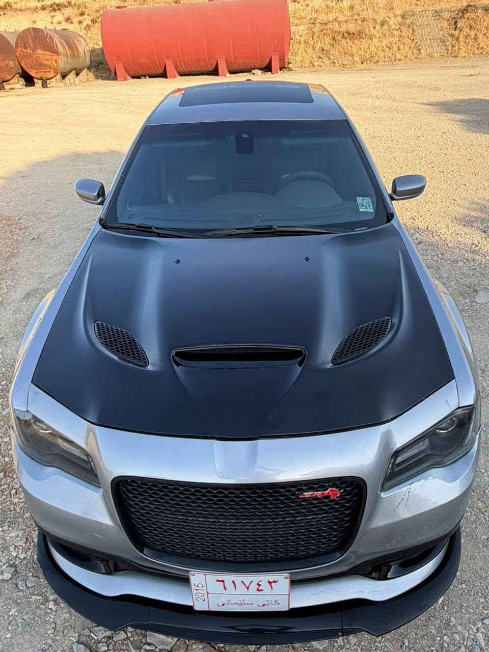 Chrysler s300
مواسەفات فول فولە
مۆدێلی 2014
کامل پێشی کراوە بە srt  لەحیە شۆڕ
سیستەمی سەتی بۆ دانراوە
بەرمەجەیە
سەیارەکە ساخە کۆد و ڕەقەمی بۆ کراوە 
تایبەتە لە جوانی ڕەقەم یەکە 
بۆ یەک دینار مەسروف مەگەڕێ
نرخی 95 گەڵا و مەجالێکی برایانە
ژمارەی تەلەفون 
***********
