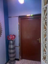 بيت للبيع مساحة ٢٠٠ متر طابقين يحتوي على ٥ غرف نوم وثلاث حمامات ومطبخ ...