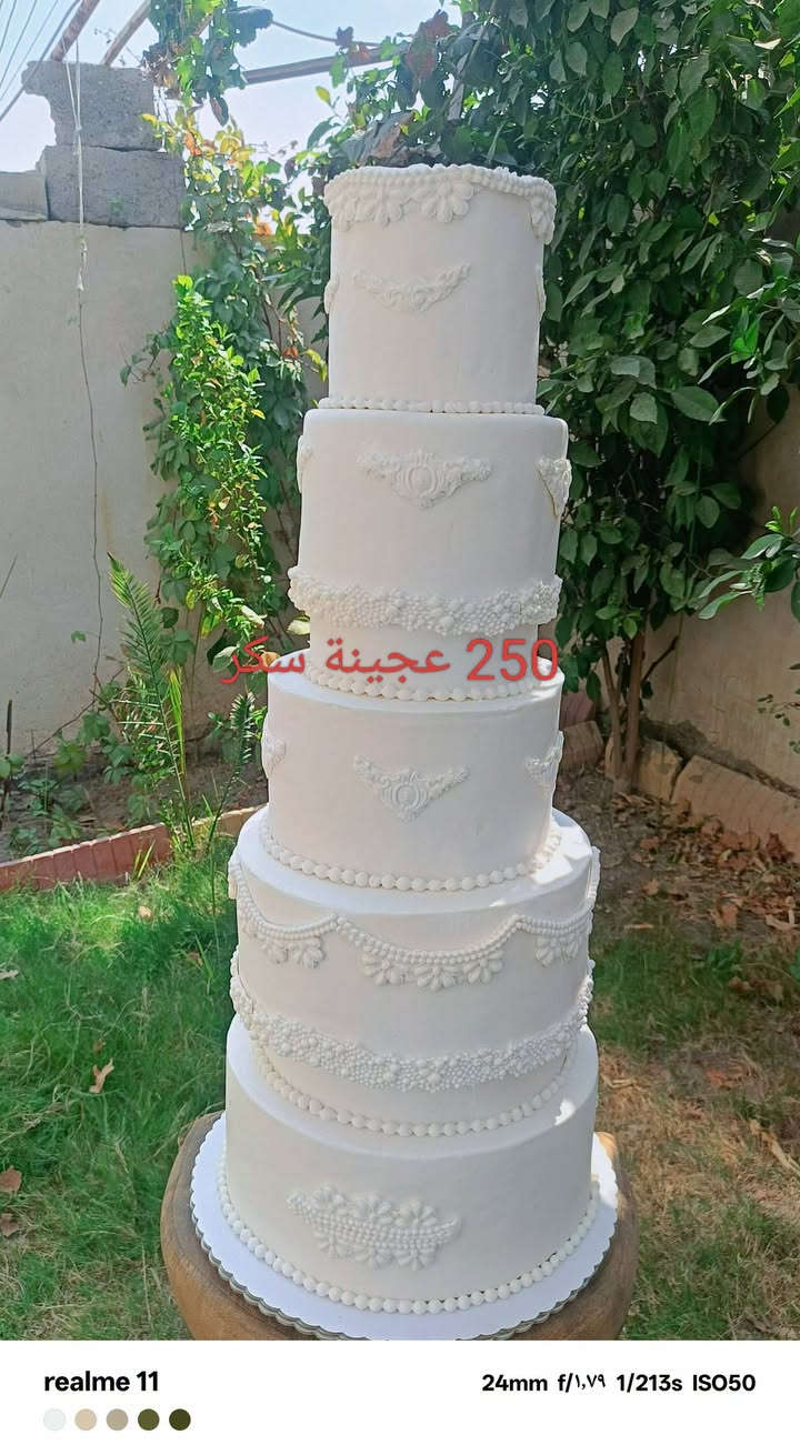 قوالب • عجينة سكر • حسب الطلب