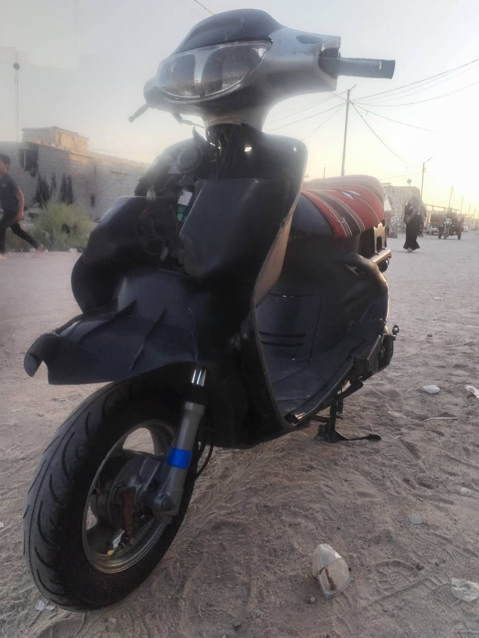 فراشه للبيع محرك مامفتوحه وين ميعجبك افحص السعر ٣٠٠ ***********
