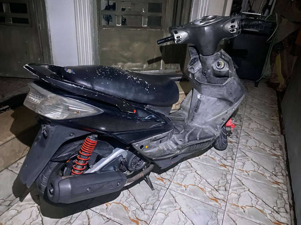للبيع سكنس فحل كابريتر نكره سلف نقص بجم شغل وطلع ابيعها شوفت عينك 400مكاني الغزاليه الشراي يتصل***********
