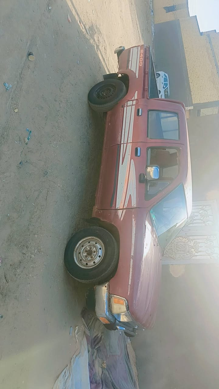 السلام عليكم بيكم موديل 92 بسمي رقم نكليزي مكينه وكير وشاصي كفاله كهربائيات كله شغاله رايد مراوس ابيكم تك فقط عنواني ناصريه مركز ***********

