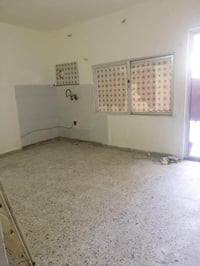 بيت للإيجار • شارع 60 • گراج