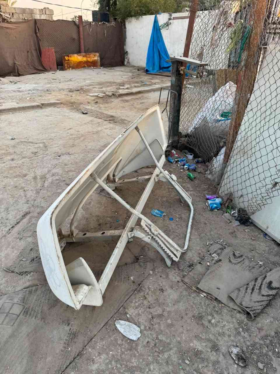 ‏للبيع كاسحة قلبي سعر 250 وبيها مجال *********** مكان با القاسم
