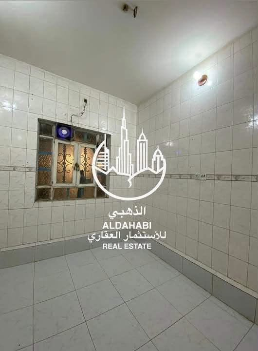 شقة للايجار في الحكيمية
موقع ممتاز
بناء حديث
تحتوي على
غرفتين
صاله
استقبال
مطبخ
صحيات
سعر الايجار 500
للمعلومات اكثر الاتصال على الارقام
او زيارة موقعنا 
البصره _ شارع عام حي الزهراء _ قرب مستشفى النفط 
***********
الذهبي للاستثمار العقاري
مجاز قانونياً
