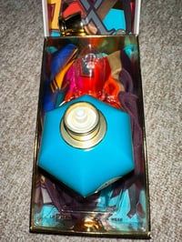 عطر ايربا بورا مستخدم خمس رشات فقط السعر 185 التواصل على الرقم 0770749...