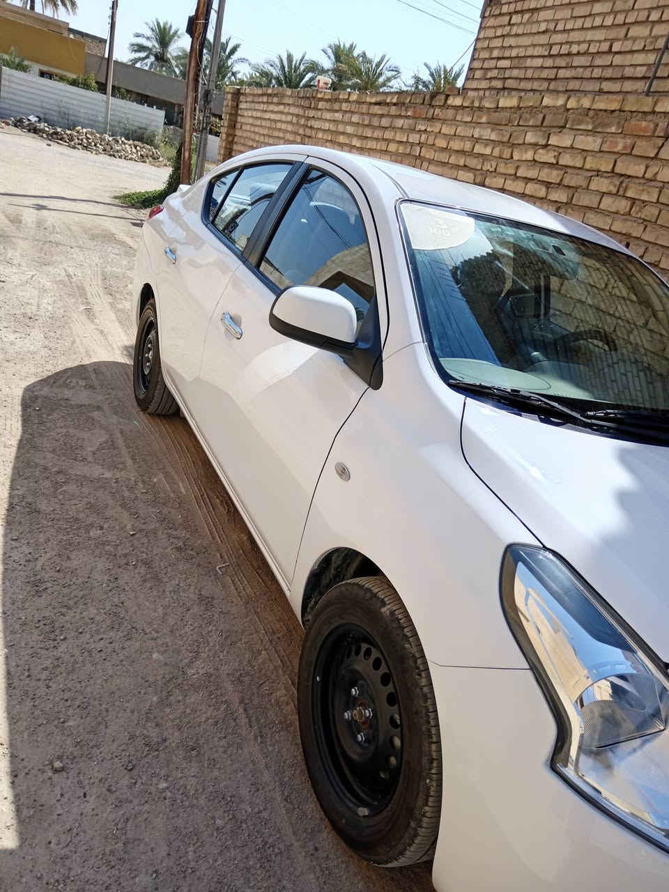 نيسان صني هندي ٢٠٢٥ رقم اربيل  مال شركة السور شاشة لكزز ماشية ١٢ الف باسمي مكفوله كفالة عامة ***********
