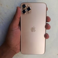 آيفون ١١ برو ماكس • ٥١٢ • بطارية ٨٧