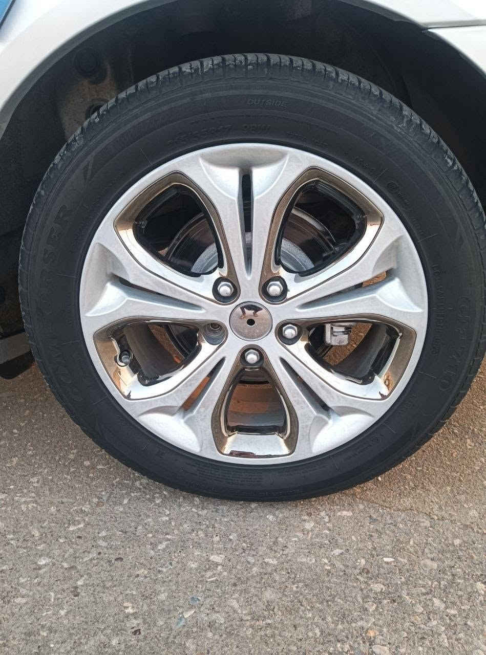 سوناتا 2008 امريكي حادث فقط بنيد V6 سته سلندر
فول مواصفات السياره سلايت رؤف

كير محرك تبريد 

تخم تاير جديد 

رقم بغداد الدولي 

مكان السياره بابل الحله

السعر 87 وبيه مجال للشراي 

***********
