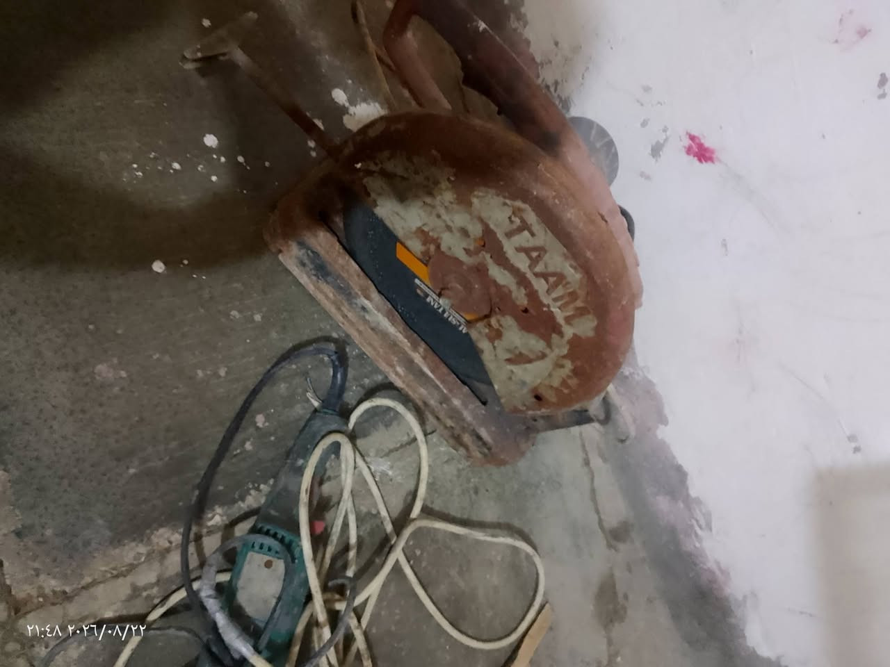 سلام عليكم اغراض حداده للبيع ***********
