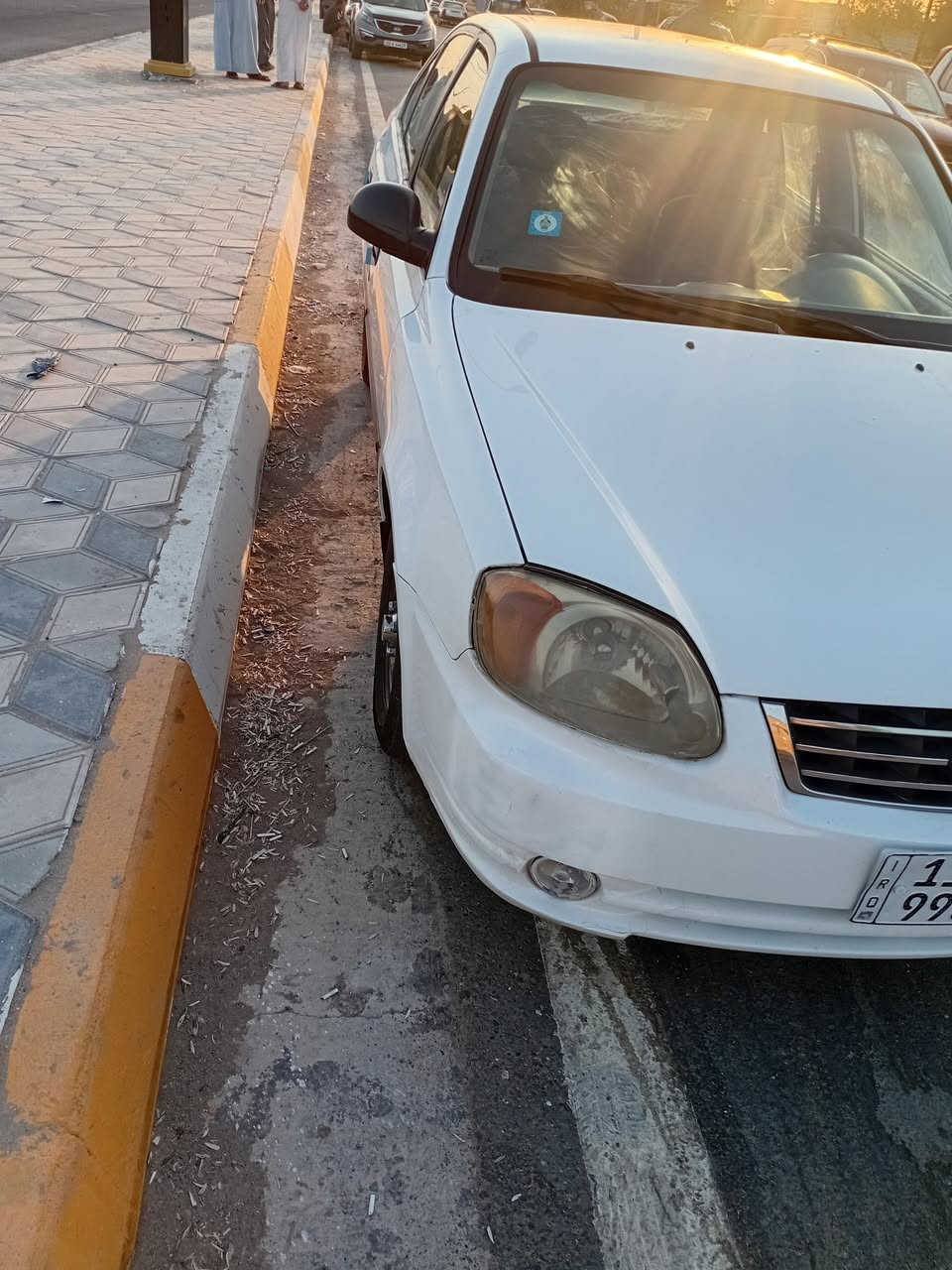 على بركة الله للبيع  هونداي اكسنت ٢٠٠٤ رقم بغداد كير عادي بأسمي سنويه ل ٣١ سياره نظيفه غرفتها حلوه كير محرك كفاله تبريد سعرها ٥٣ وبيه مجال مكانها بعقوبه اتصال فقط ما اجاوب على التعليق  ***********
