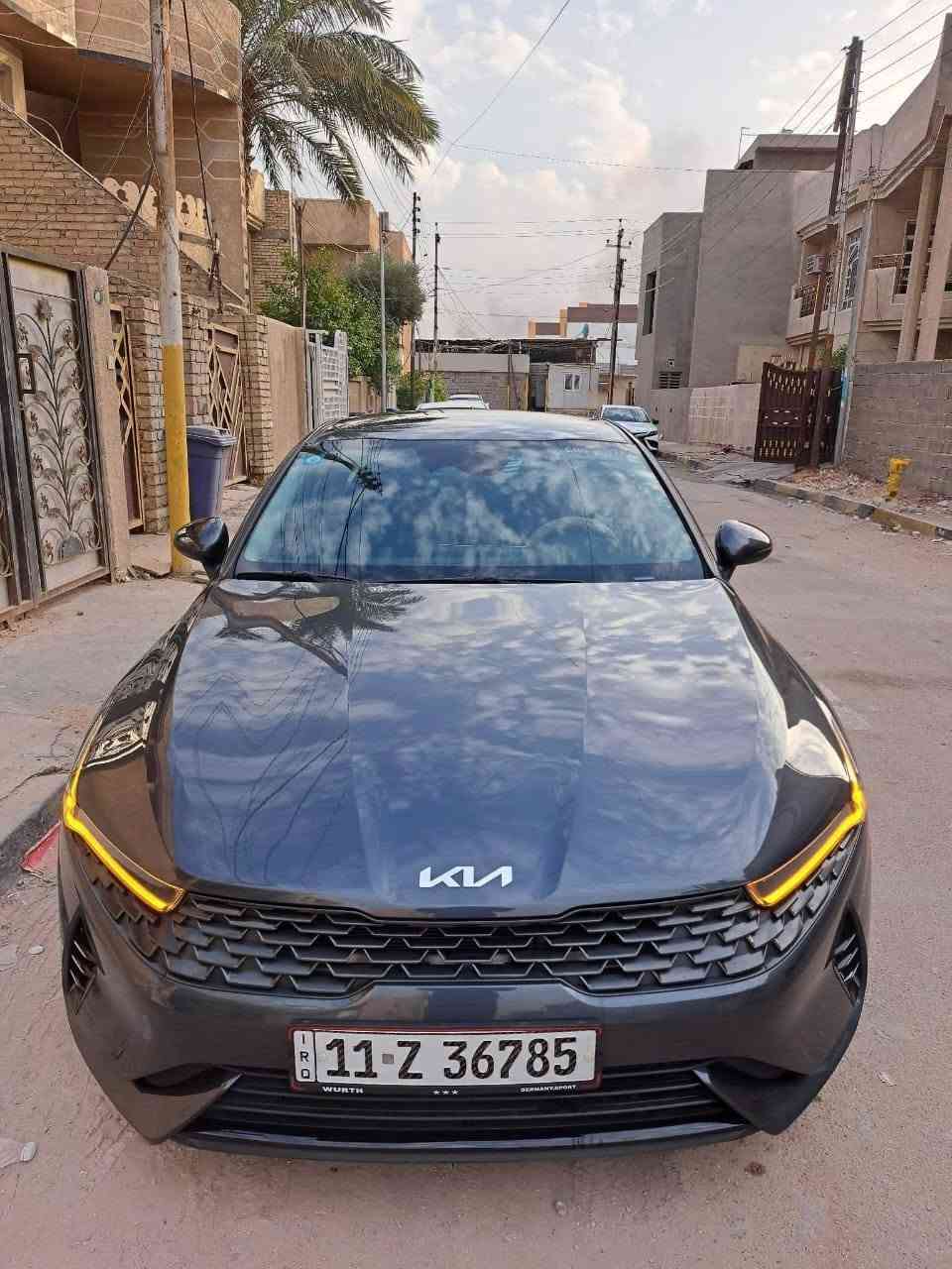 کيا كي 2023 الفئة lxs
محرك 1.6 تيربو
رقم بغداد رصاصي غامق
وارد امريكي ضربة خلفية موضحة بالصور مبدل قبغ جنطة
ودعامية ومصبوغات نفس اللون مطابق وصبغ بالبدنة وبارد
بالباب موضح بالصور
ماشية 22 الف ميل
مواصفات : بصمة تشغيل وابواب وتشغيل عن بعد
رادار امامي وخلفي ونقاط عمياء وتوقف ذاتي
تحديد مسار ومثبت سرعة
شاشة كار بلي واندرويد اوتو وايرليس
هاند بريك كهربائي بصمة
اوتو هولد
العنوان بغداد شهداء السيدية
السعر 163 $
*********** : لتواصل
