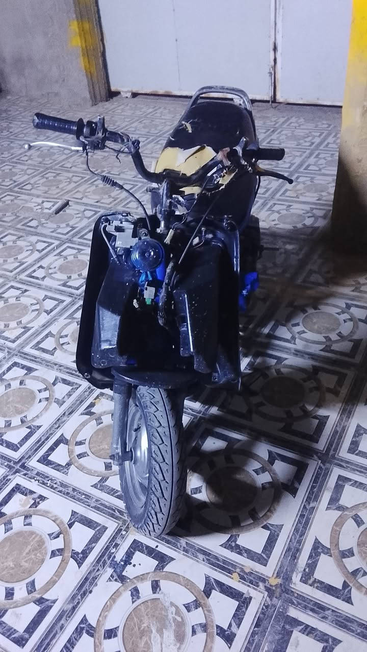 دراجه فراشه 140للبيع  ماكينه مال مفتوحه سعر خاص.***********
