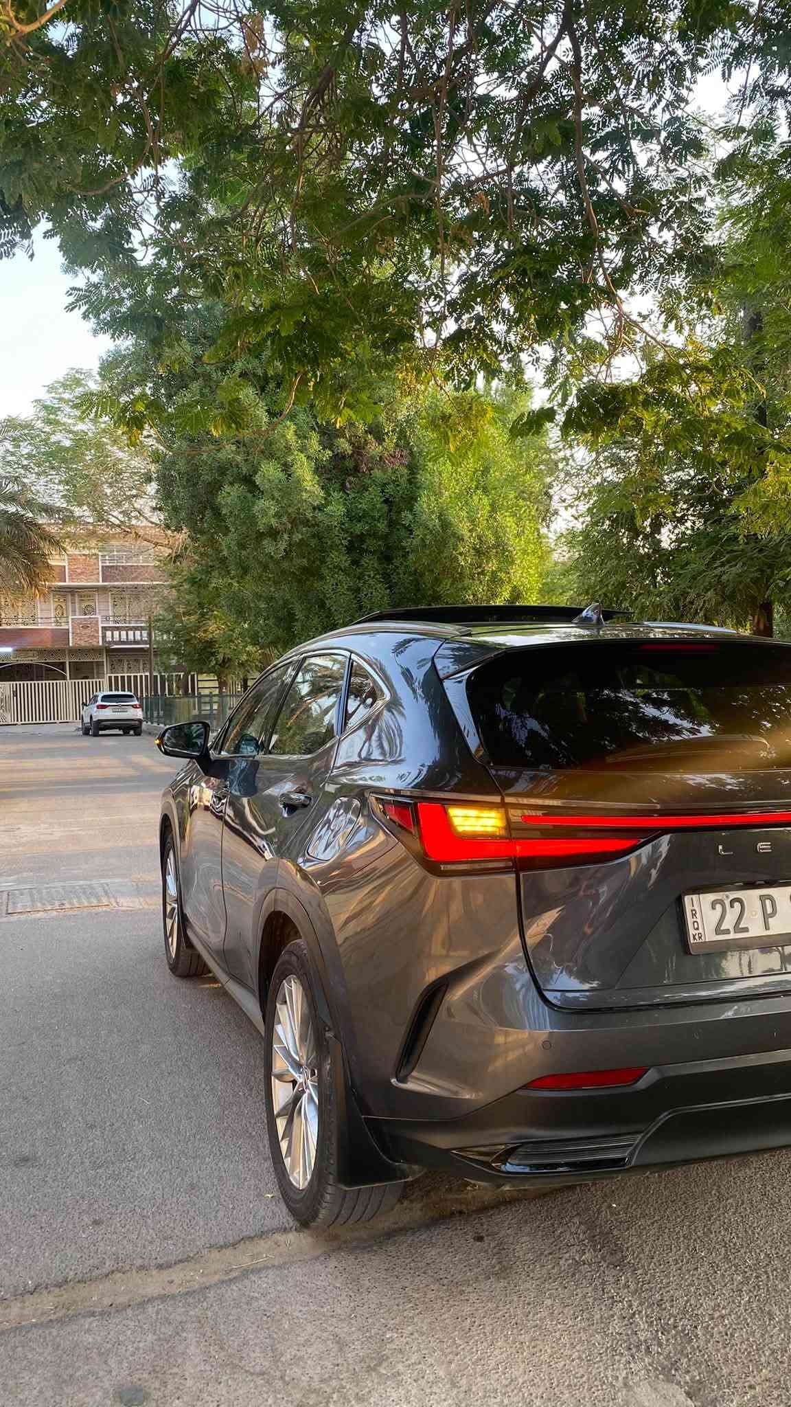 مرحبا
لكزس nx350h موديل٢٠٢٥

عداد المشي:٣٠ الف كيلو حقيقي 

حجم محرك:٢.٥(هايبرد+بانزين)

الوارد:امريكي الضرر 
(بنيد+جاملغ+باب)

رقم اربيل جديد باسمي شخصي وهزه جديده 

مواصفات

بصمات عدد ٣ (كارت بصمه)

زرك لايت 

بنوراما 

كشن احمر (تدفئه+بارد)

ستيرن تدفئه

صندوك كهرباء

تشغيل عن بعد

كشن خلفي كهرباء 

اوتو بارك (تطبك وحده)

٥كامرات محيطيه ٣٦٠ درجه

بعد هواي مواصفات ماتنعد

مكان سياره بغداد اليرموك او الدوره .

ومرفق صور سونار .

ارقام الهواتف 

دكتور ساره *********** 

بسعر ٢٥٨ورقه فقط وبانسب سعر لان عدي ضرف البيع

لان خواتها باغلى من هذا اسعار وسياره كلش جديده
