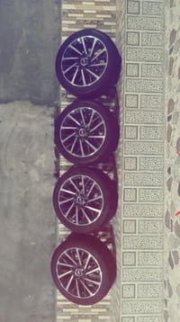 تايرات • ٢٣٥/٤٥ • جنط١٨