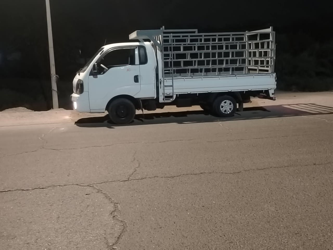 السلام عليكم
كيه 2700     موديل 18
رقم بابل دولي مصفره وجاهزه شرط تحويل 
مكفوله شا صي ورقم شاصي مكفول والضربه والصبغ والتبديل بيه باررد شويه بالبنيد فقط
مكينه مكفوله  وكير واكسل وحداديه مكفولات عل الشرط
السعر 116 

العنوان الديوانيه 
لاستفسار
***********
