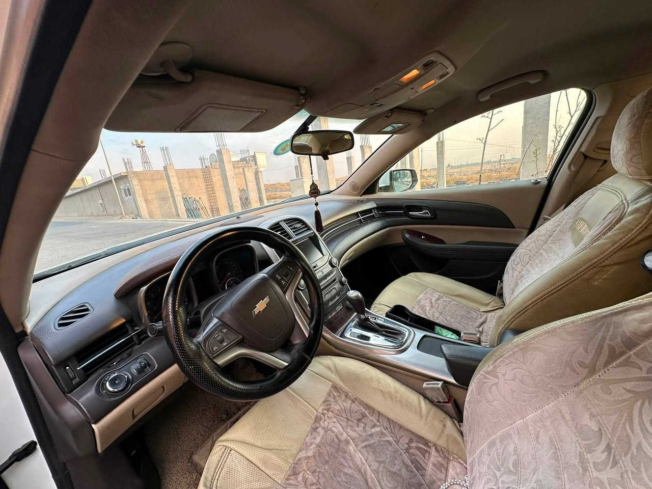 عربي | کوردی
__________
ماليبو ٢٠١٦ خليجي LT ⭐️
محرك 2400 ،
كير اوتو و عادي، 
حساسات خلفية،
مرايات كهربائية،
شاشة قاصة،
بيها قطعتين صبغ شرط بدون دواخل و ايرباك،
عدها كوبون بنزين و سنوية شرط تحويل، 
مكانها كركوك
السعر ٩٤$ و بيها مجال و للإستفسار ***********
_______________________________
مالیبۆ ٢٠١٦ خەلیجی LT ⭐️
مەکینەی 2400 
گێڕ ئۆتۆ و عادی 
حەساسی پشتەوە
ئاوێنە کارەبایی
شاشە قاسەیە
دوو چامرلخی پێشەوەی بۆیاخە بێ ناوگرتن
و بێ ئەیرباگ بەشەرت،
پیتاقەی بەنزینی هەیە و بەشەرتی تەحویل،
شوێن: كركوك
سعری 94$ و معامەلە، 
ژمارەی مۆبایل ***********
