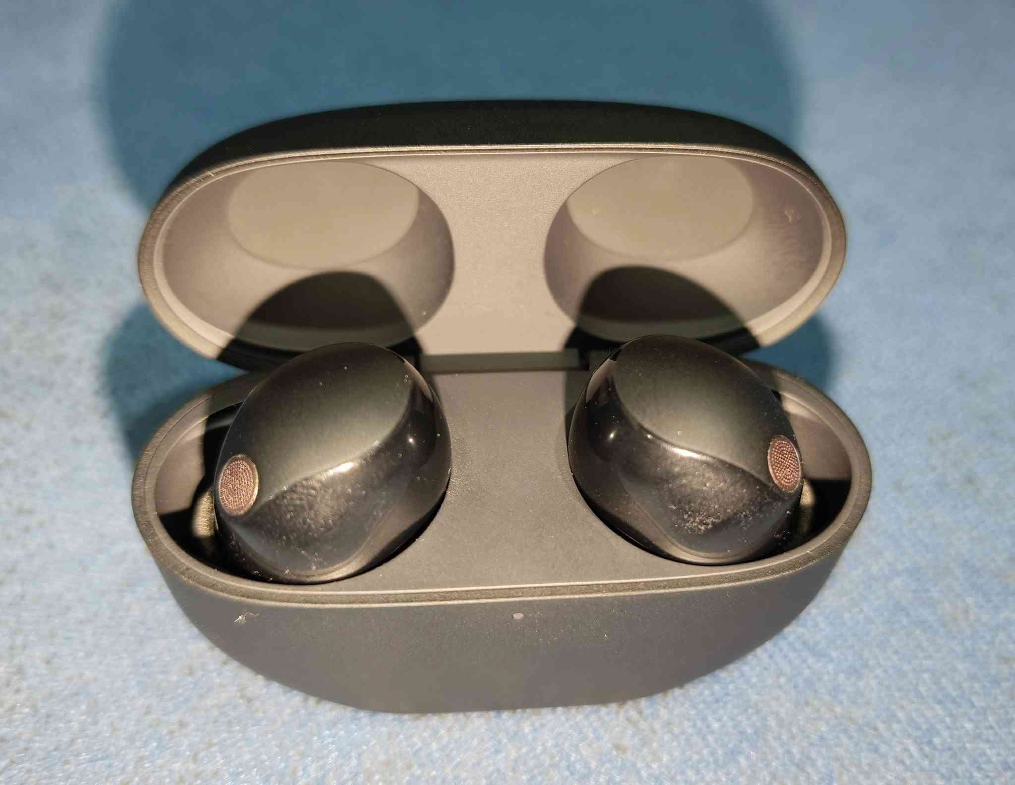 Sony WF-1000XM5 • إلغاء الضوضاء • بلوتوث ٥.٣