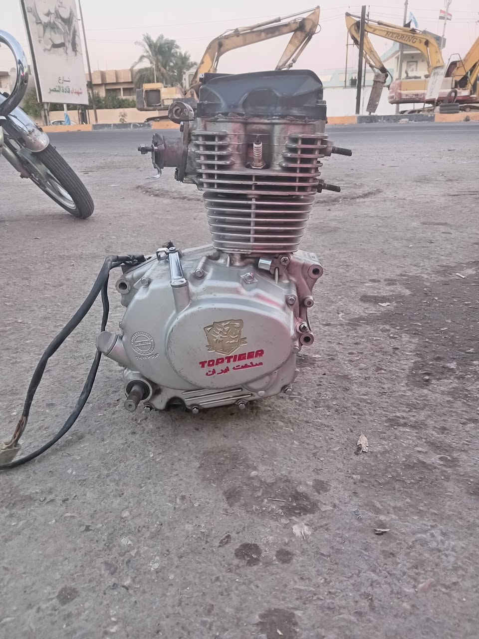 سلام عليكم شباب لبيع محرك 4 كير تايكر موديل 2020 هاده رقمي ***********
