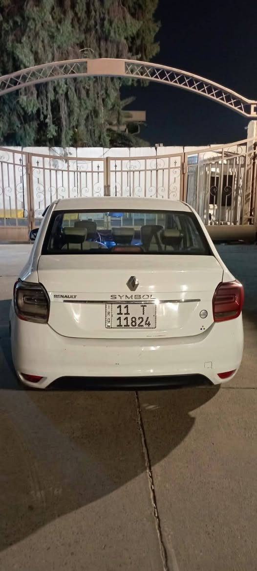 سلام عليكم رينو سمبل 2019 سياره مكفول عد جاملغ المامي اليمن بي شويه بارد والباب الخلفي بي شويه شبر تخريب معمر رقم بغداد سياره بسمي السعر65 وبيها مجال، 
***********

