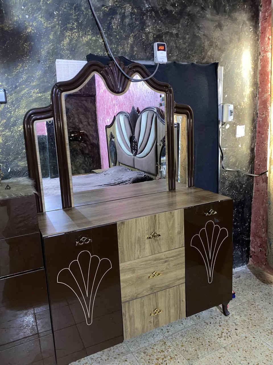 غرفه تركي  ٨ قطع نظيفه للبيع السعر ٣٥٠
واتساب ***********

