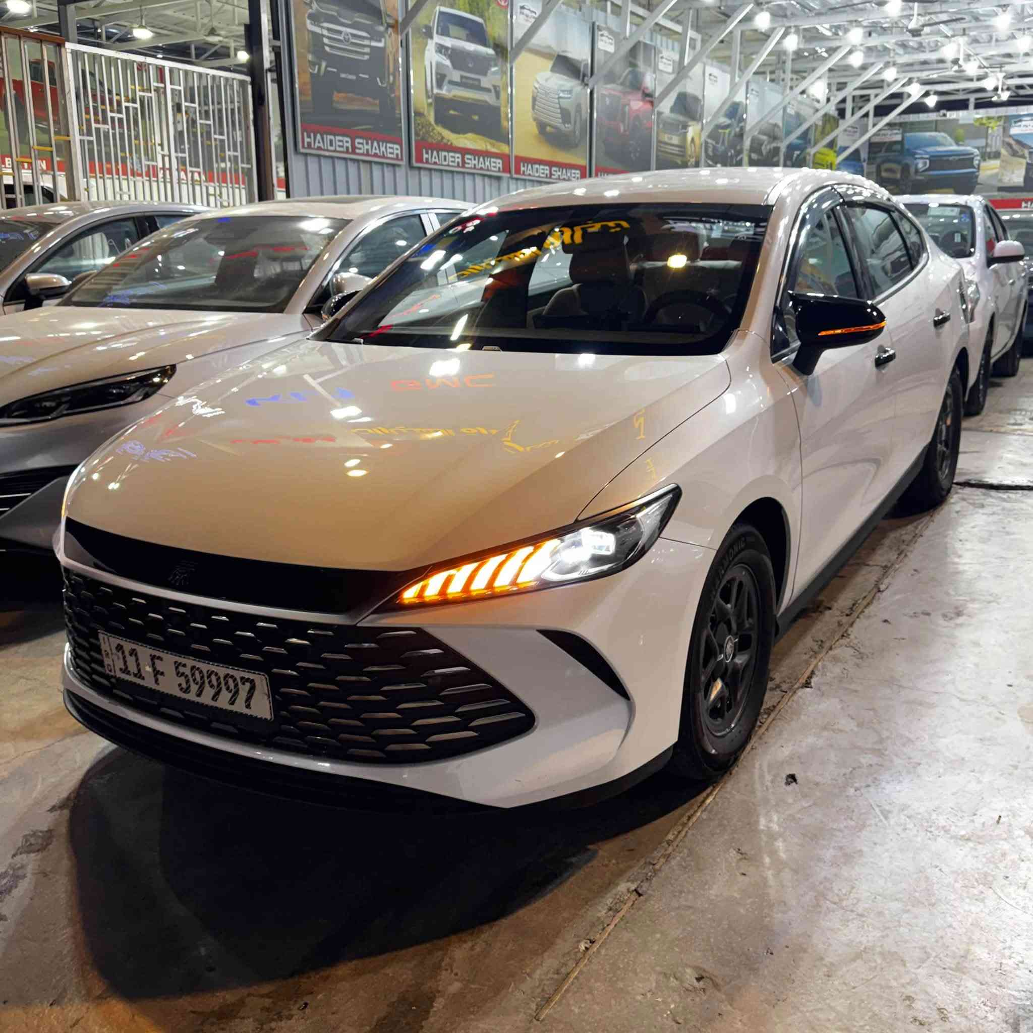 🚘 BYD Qin Plus2025 | داخل ابيض🤍
الداخلية اللي صارت مفقودة ومطلوبة بالسوق… وفرناها الكم يم معرض حيدر شاكر لتجارة السيارات 🔥
الممشى الكلي :.9000k
✨ أبرز المواصفات:
✅ LED نهاري مع عدسات زينون
✅ حساسات خلفية
✅ كاميرا خلفية
✅ شاشة عدادات رقمية
✅ شاشة وسطية 
✅ تحكمات ستيرن متعددة
✅ أوامر صوتية
✅ مثبت سرعة
✅ بصمة تشغيل
✅ مقاعد جلد
✅ قطعتا تكييف خلفية مع منافذ شحن
✅ بك لايت LED متصل

🔥 لون داخل مفقود + سعر منافس… والـ Qin Plus جاهزة هسه يم حيدر شاكر.

📍 معرض حيدر شاكر لتجارة السيارات
بغداد – الكريعات، شارع المعارض، مجاور كلية القانون.

📞 للاستفسار:

***********

#BYD #QinPlus #BYDQinPlus #معرض_حيدر_شاكر #سيارات_بغداد #الكريعات #BYDIraq
