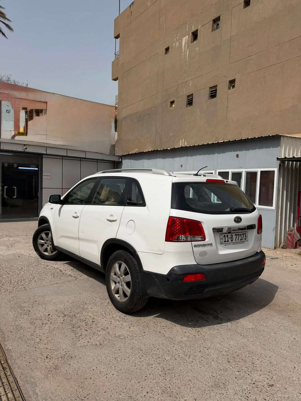 سورنتو خليجي  2012
كفالة عامه 7 راكب

محرك 2400 أربعة سلندر

السيارة مكفولة بدون أي حادث

كير ومكينة مكفولات بدون فتح

حساسات

شاشة

كامرة خلفية

تخم تاير جديد

بطارية جديدة

تبريد قطعتين ثلج

السيارة باسمي تحويل ثاني يوم

رقم بغداد دولي

يوجد شخوط بسيطة ورصعات

ماشي 200

⭕️ السعر 133$ وبيها مجال 

مكاني: بغداد المنصور

مكلف بالنشر

رقم صاحبها: ***********

