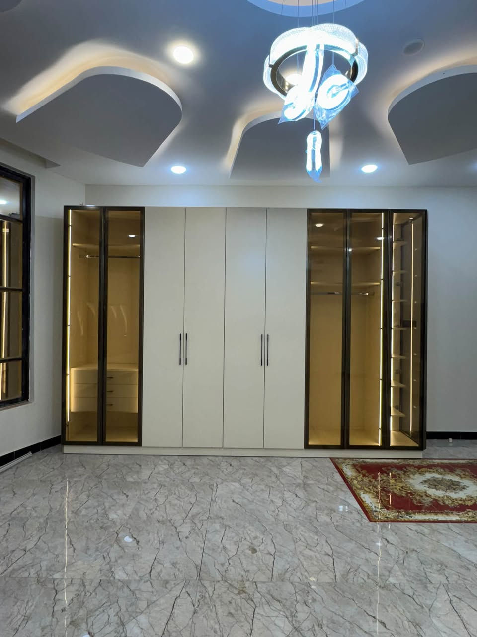 مطابخ وغرف نوم
اعلى مواصفات
وضمان 10 سنوات
والعمل بالحاظر والتقسيط 
للاستفسار خاص او
*********** 
***********

نص مكتوب في الصور:
- ROMA Kitchens تم التنفيذ من قبل شركة روما غرف نوم دريسنك روم مطابخ *********** *********** @3334lk