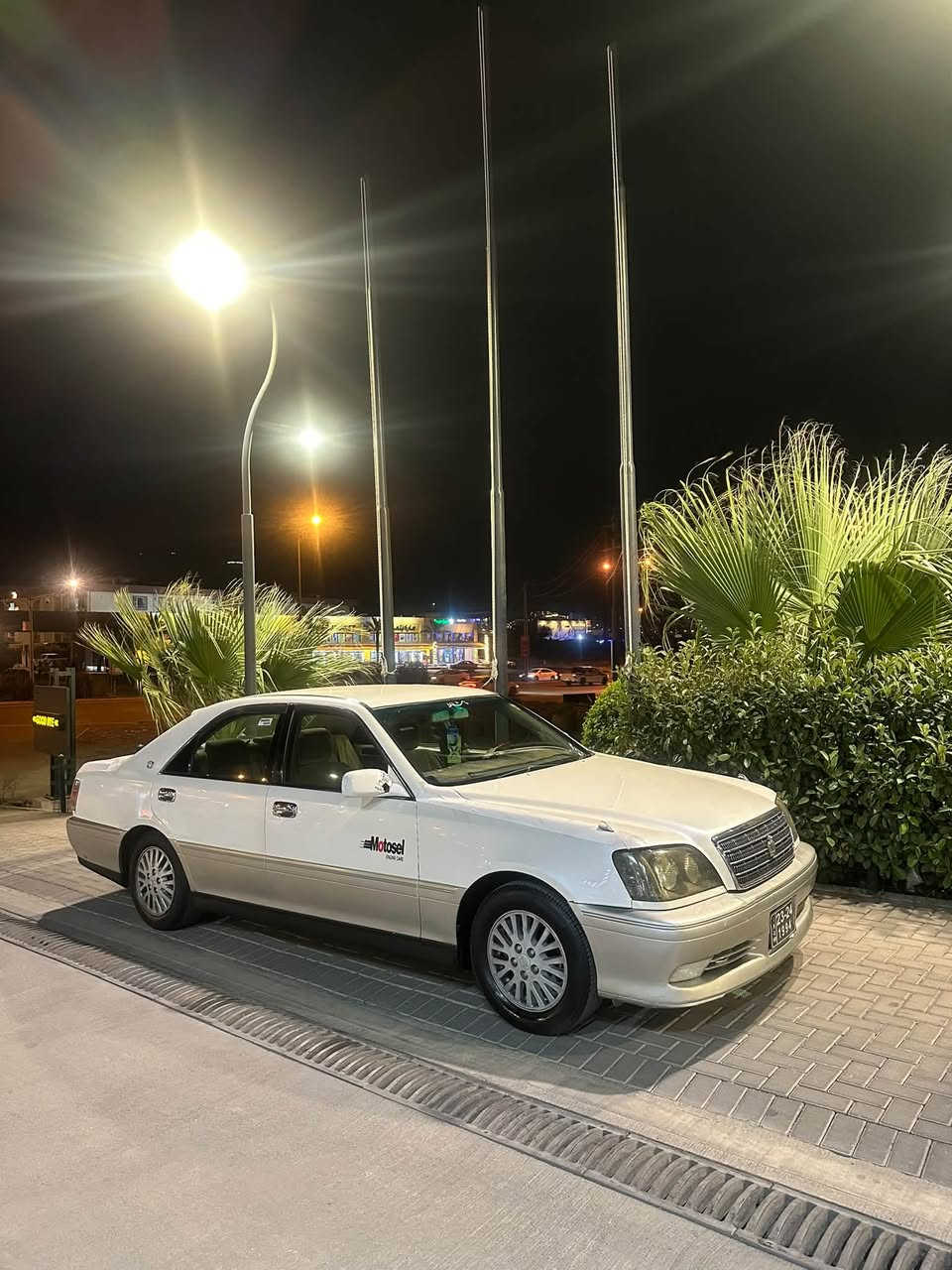 مەلیکە براوە مەکینە  مەرخوب VVT  مۆدیل ٢٠٠١ داژبڵ نەجەف یەک دوگمە سەیارەکە داعم و لیدراوی نیە بۆیاخ سەقف و حیزام بەشەرت نرخی  خوار بازار قفلی ٣٥گەلا بۆ سعر تیل مەکە لە سیلیمانیم ***********
